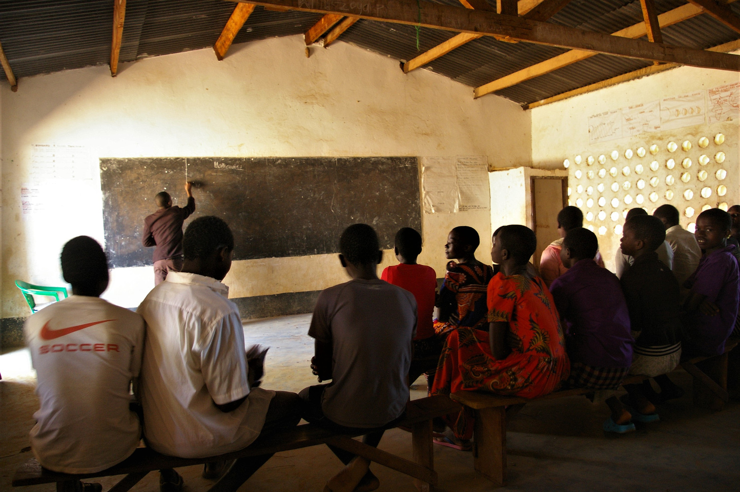 Kinderen die les krijgen in Malawi