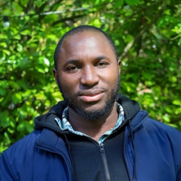 Umaru Fofanah is de projectcoördinator in Sierra Leone
