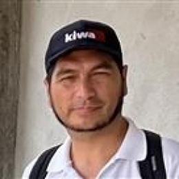 Emilio Aguilar is de projectcoördinator in Ecuador