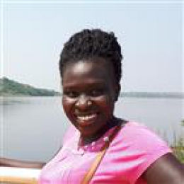 Mary Angoro is de projectcoördinator in Uganda