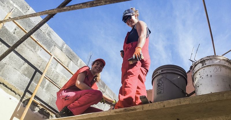 De bouw gaat gestaag door