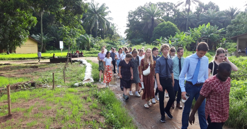 Op weg naar de kerk