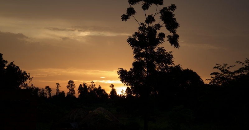 eerste Ugandese zonsondergang