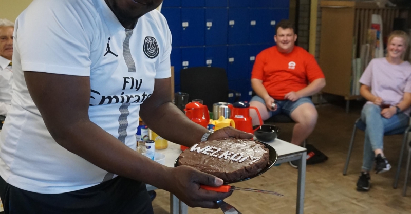 Taart van de bakkers van het Tussendoortje voor de groep