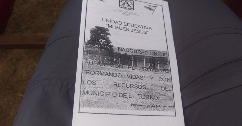 Flyer van de school