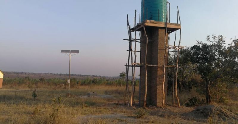 Toren met water tank