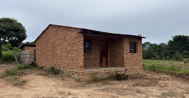 Te renoveren lerarenwoning