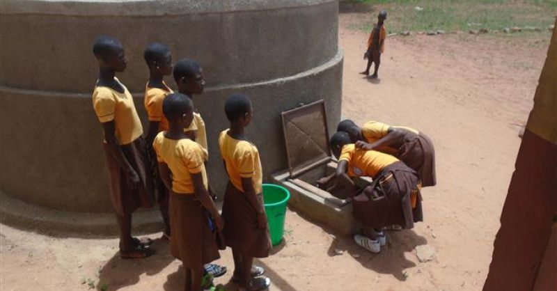 Watertank bij de school