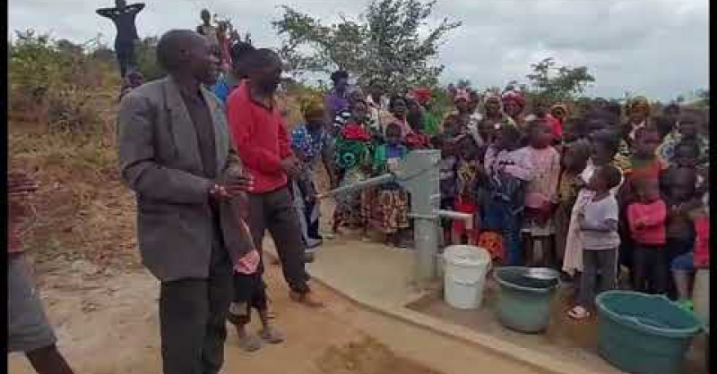 Waterpomp in Liziwazi officieel geopend
