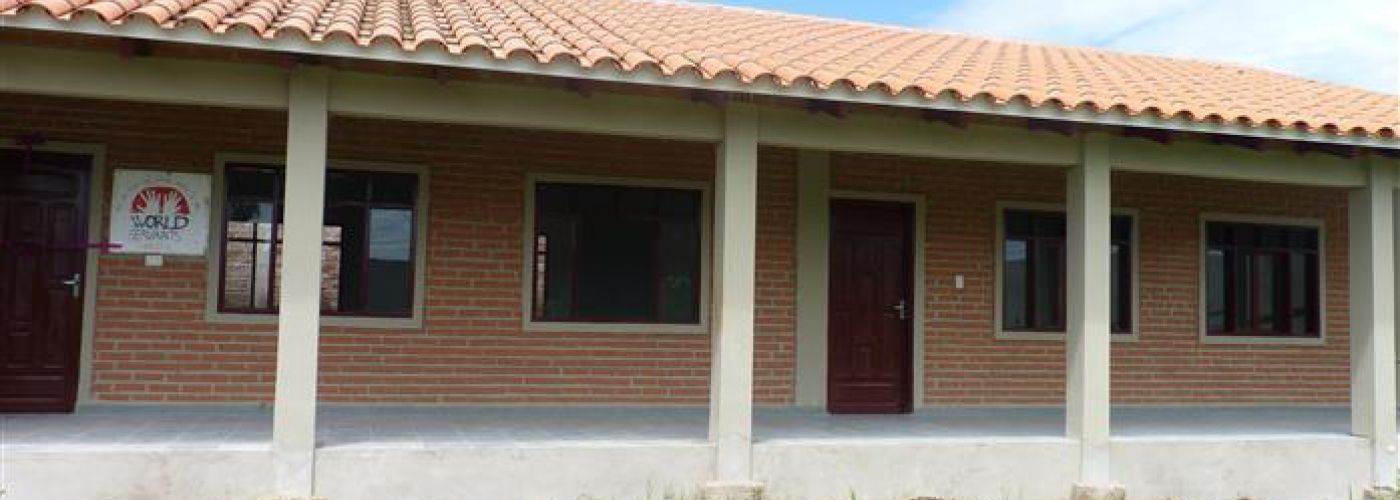 Huidige schoolgebouw, voorzijde