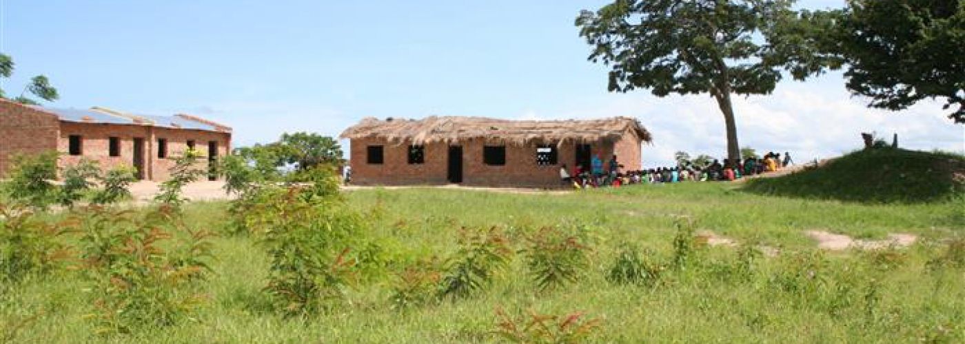 Huidige klaslokalen op de heuveltop