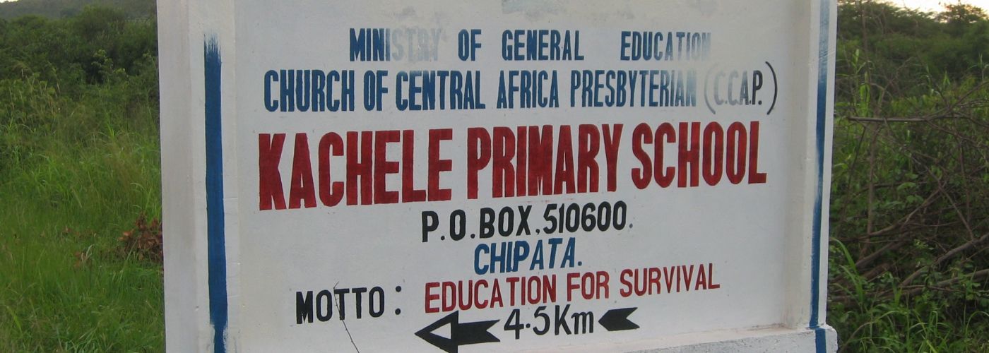 Onderweg naar de Kachele Primary School