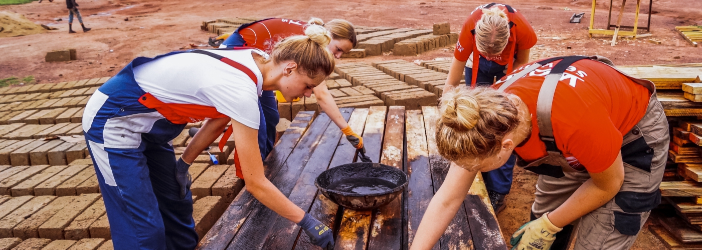 Hout beschermen tegen het tropische klimaat