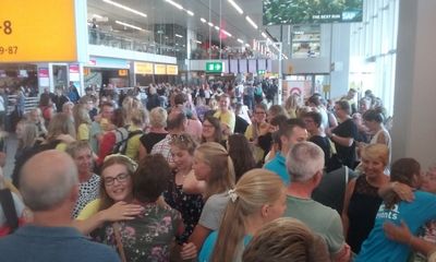 GU118 | Gele shirtjes op weg naar Guatemala