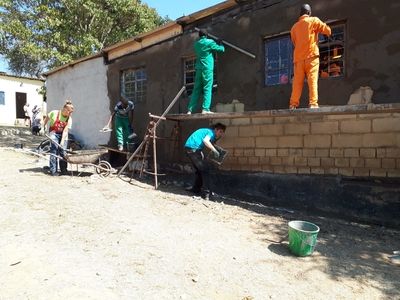 ZW118 | Over kuikens, kippen, kansen en een nachttrein naar de Victoria Falls